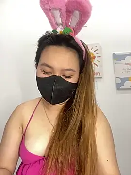 Snapshot of Odette68 chatting on October 25, 2025, 8:24 am Odette68 online show from October 25, 2025, 8:24 am