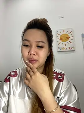 Snapshot of Odette68 chatting on January 15, 2026, 12:36 am Odette68 online show from January 15, 2026, 12:36 am