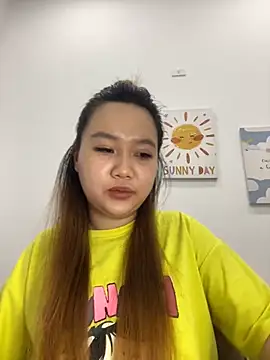 Snapshot of Odette68 chatting on November 10, 2025, 4:06 am Odette68 online show from November 10, 2025, 4:06 am