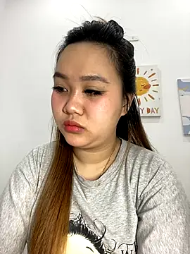 Snapshot of Odette68 chatting on November 1, 2025, 2:29 am Odette68 online show from November 1, 2025, 2:29 am