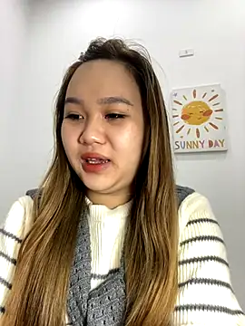 Snapshot of Odette68 chatting on November 24, 2025, 12:10 am Odette68 online show from November 24, 2025, 12:10 am