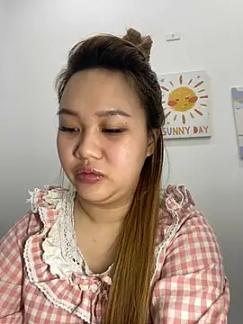 Snapshot of Odette68 chatting on January 12, 2026, 12:34 pm Odette68 online show from January 12, 2026, 12:34 pm