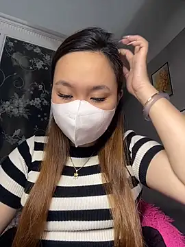 Snapshot of Odette68 chatting on September 25, 2025, 12:16 am Odette68 online show from September 25, 2025, 12:16 am