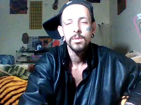 Snapshot of sellvageria chatting on October 3, 2025, 12:06 pm sellvageria online show from October 3, 2025, 12:06 pm