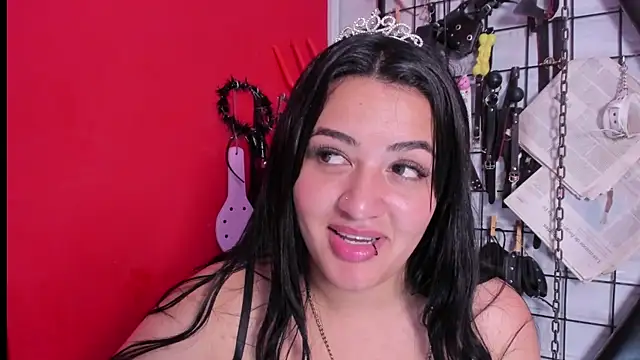 Snapshot of Madame_pain_ chatting on March 3, 2025, 6:13 pm Madame pain online show from March 3, 2025, 6:13 pm