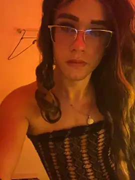 Snapshot of mia_foxts chatting on April 8, 2026, 5:09 am mia foxts online show from April 8, 2026, 5:09 am