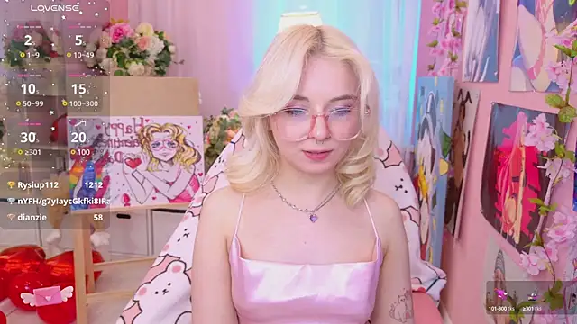 Snapshot of Coconut_Mia chatting on February 10, 2025, 2:52 am Coconut Mia online show from February 10, 2025, 2:52 am