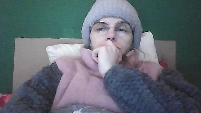 Snapshot of Musical__fantasy chatting on December 21, 2025, 6:37 am Musical fantasy online show from December 21, 2025, 6:37 am