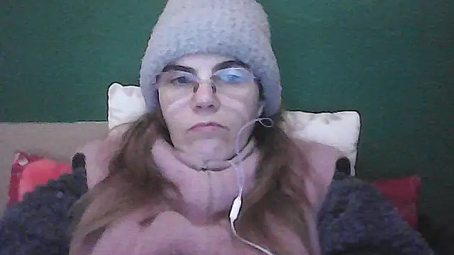 Snapshot of Musical__fantasy chatting on December 17, 2025, 3:55 am Musical fantasy online show from December 17, 2025, 3:55 am