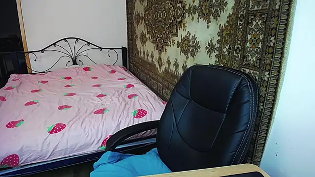 Olivia Graceee online show from April 19, 2026, 8:48 am