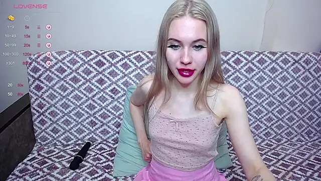 Snapshot of Olivia_Graceee chatting on December 27, 2024, 4:21 pm Olivia Graceee online show from December 27, 2024, 4:21 pm