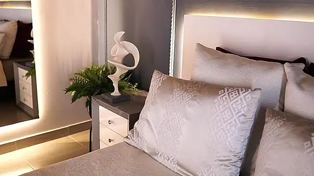 Snapshot of AylinMillerxs chatting on December 13, 2025, 8:04 pm AylinMillerxs online show from December 13, 2025, 8:04 pm