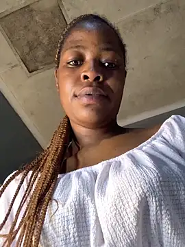 Snapshot of amarrabrown2024 chatting on April 27, 2026, 10:35 am amarrabrown2024 online show from April 27, 2026, 10:35 am