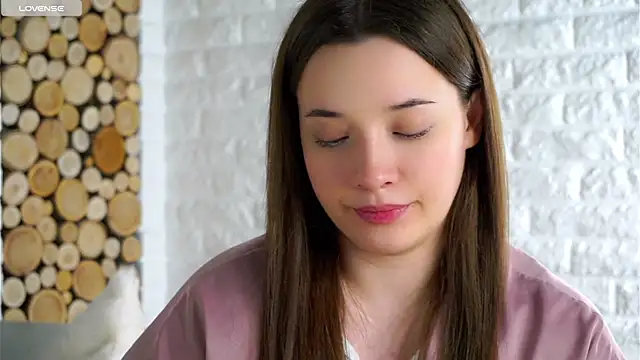 LowOncoming online show from November 24, 2025, 2:11 am