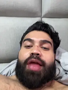 JEAN  TAUREAU online show from September 17, 2025, 9:17 pm