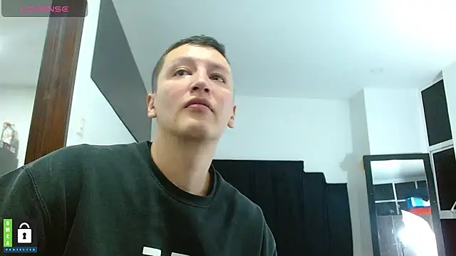 Hot-Couple--18 online show from December 22, 2024, 2:17 am