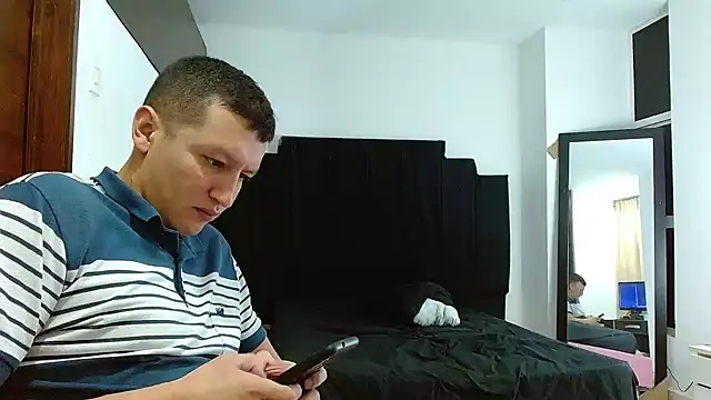 Hot-Couple--18 online show from December 16, 2024, 1:00 pm