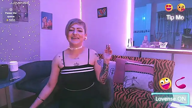 Maria fernandaxxx  online show from October 22, 2025, 3:06 am