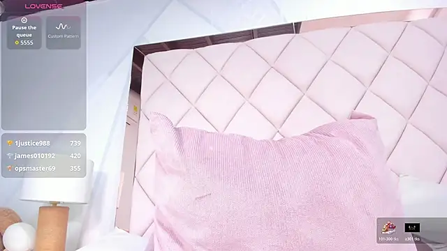 Snapshot of karina_mason chatting on November 10, 2025, 1:54 am karina mason online show from November 10, 2025, 1:54 am