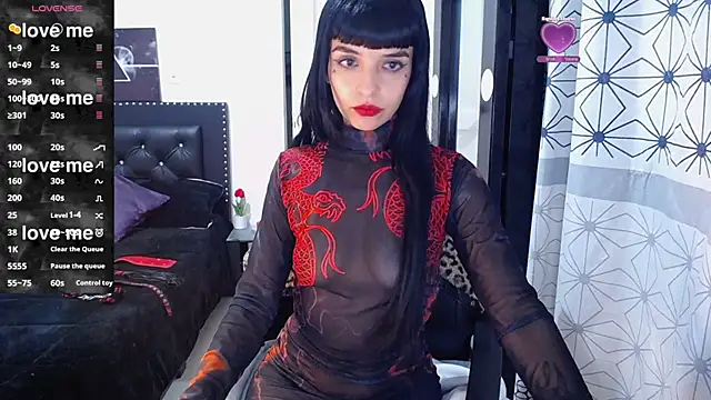 Snapshot of charllotee_dark chatting on October 7, 2025, 3:40 am charllotee dark online show from October 7, 2025, 3:40 am