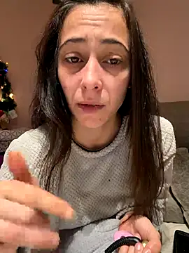 Snapshot of SOFIASWEETSECRETT chatting on December 13, 2025, 9:43 pm SOFIASWEETSECRETT online show from December 13, 2025, 9:43 pm