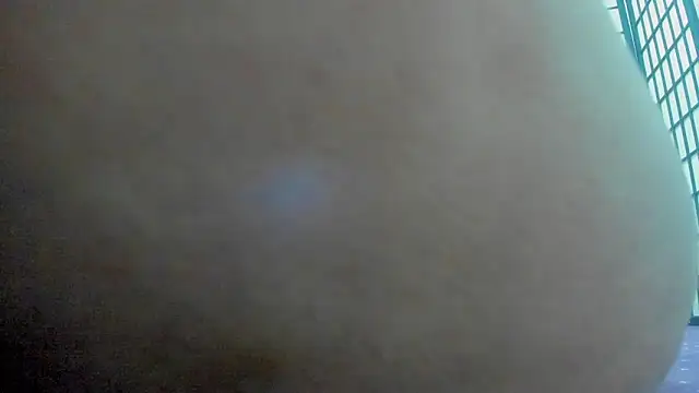 AishaRouhi online show from March 23, 2026, 4:34 am