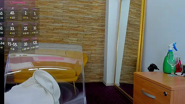 Snapshot of AishaRouhi chatting on September 27, 2025, 4:07 am AishaRouhi online show from September 27, 2025, 4:07 am