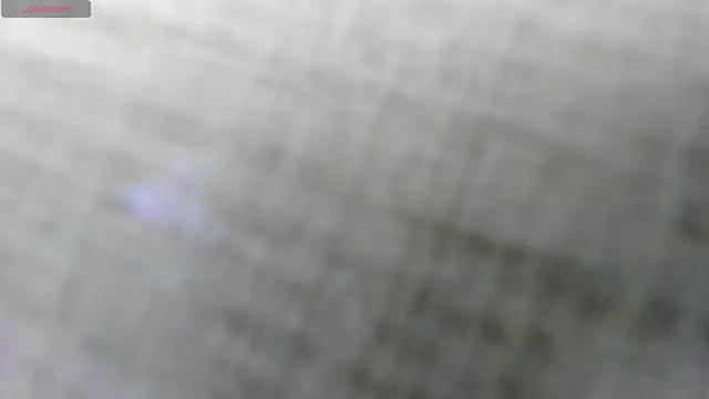 Snapshot of AishaRouhi chatting on November 9, 2025, 6:06 am AishaRouhi online show from November 9, 2025, 6:06 am