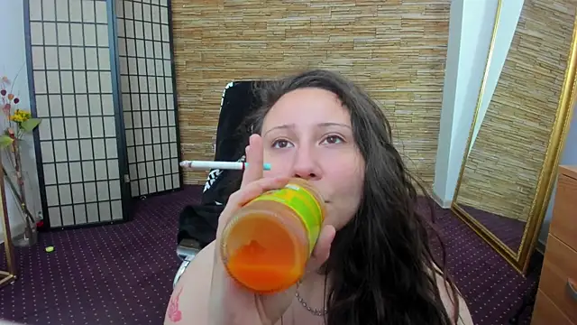 Snapshot of AishaRouhi chatting on December 1, 2025, 5:52 am AishaRouhi online show from December 1, 2025, 5:52 am