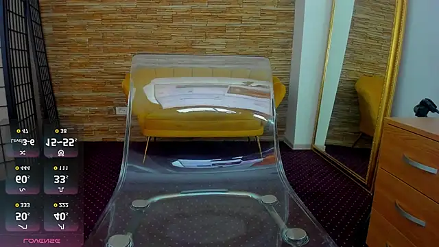 Snapshot of AishaRouhi chatting on October 20, 2025, 3:52 am AishaRouhi online show from October 20, 2025, 3:52 am