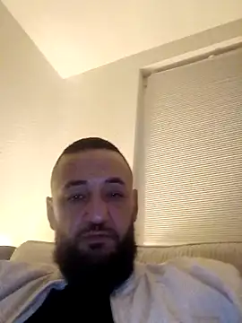 Reeeks69 online show from November 14, 2025, 6:28 am