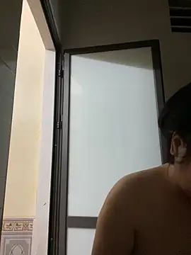 Hachi Sweetbabie  online show from March 7, 2026, 10:48 pm