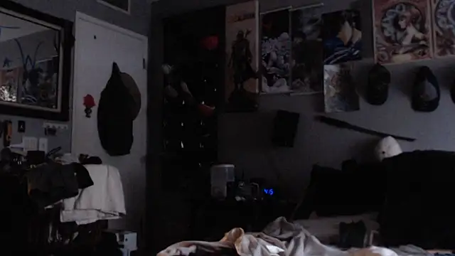 eavestease1 online show from March 8, 2026, 10:13 pm