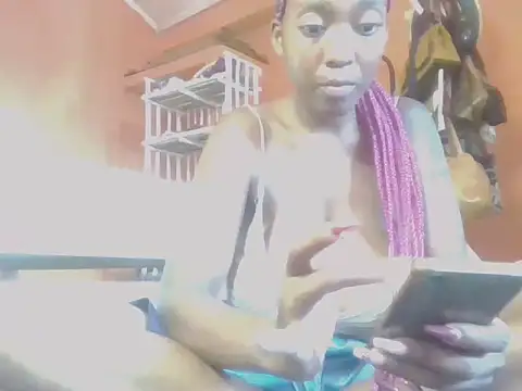 Snapshot of Sexxy_bre chatting on January 7, 2026, 1:38 pm Sexxy bre online show from January 7, 2026, 1:38 pm