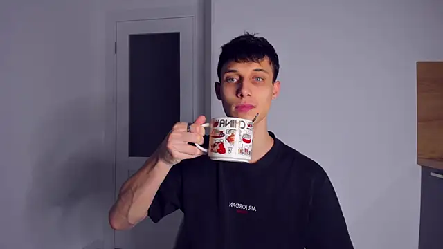 Snapshot of Kent_Ross chatting on November 25, 2025, 9:26 pm Kent Ross online show from November 25, 2025, 9:26 pm