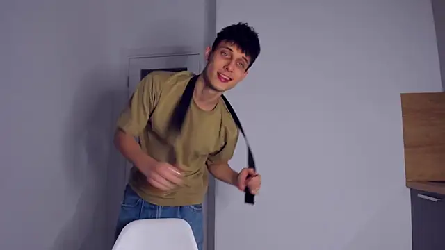 Snapshot of Kent_Ross chatting on November 29, 2025, 8:42 pm Kent Ross online show from November 29, 2025, 8:42 pm