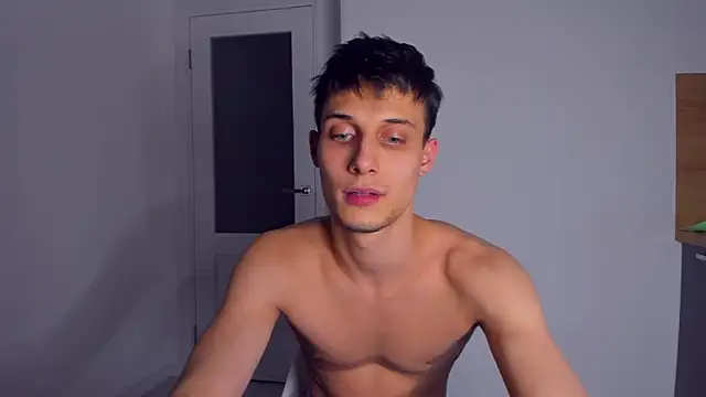 Snapshot of Kent_Ross chatting on November 24, 2025, 9:04 pm Kent Ross online show from November 24, 2025, 9:04 pm