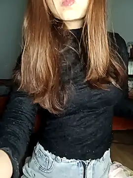 Snapshot of Girl20sexy chatting on November 2, 2025, 5:29 pm Girl20sexy online show from November 2, 2025, 5:29 pm