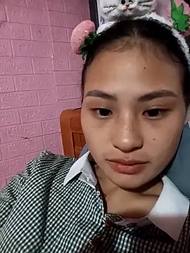 trieungoclnt online show from November 5, 2025, 2:42 pm