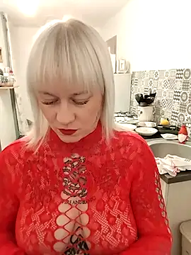 poussichienne online show from February 14, 2026, 4:29 pm