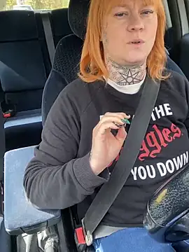 poussichienne online show from March 26, 2026, 11:19 am