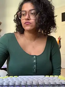 Curvydesifromgermany online show from March 3, 2025, 12:28 pm