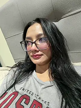 mariiana-diaz online show from July 20, 2026, 3:58 am