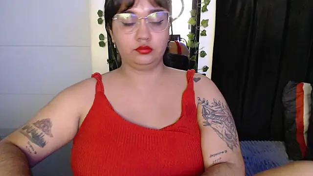Snapshot of Alezapark chatting on July 23, 2026, 3:52 pm Alezapark online show from July 23, 2026, 3:52 pm