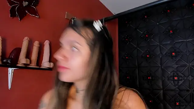 annavi  online show from March 5, 2026, 11:51 am