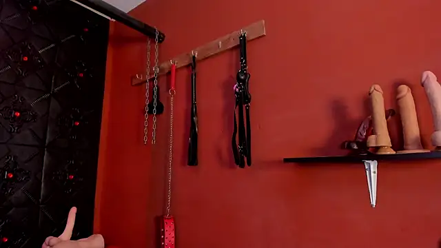 annavi  online show from January 8, 2026, 8:04 pm