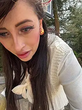 angelacianuro  online show from March 21, 2026, 5:28 pm