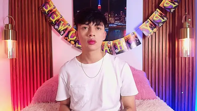 Snapshot of Steev_Novoa chatting on October 29, 2025, 9:25 pm Steev Novoa online show from October 29, 2025, 9:25 pm