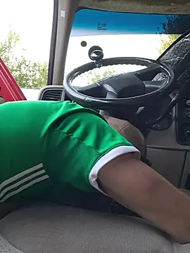 Snapshot of bigdickdaddy2184 chatting on November 5, 2025, 10:46 pm bigdickdaddy2184 online show from November 5, 2025, 10:46 pm