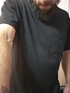 Snapshot of bigdickdaddy2184 chatting on December 3, 2025, 8:58 am bigdickdaddy2184 online show from December 3, 2025, 8:58 am